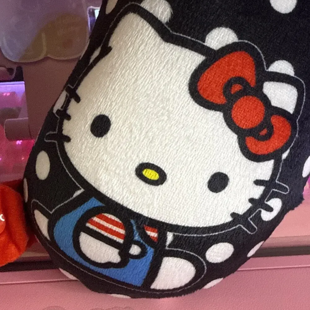 Hello Kitty Neck Pillow Black White Dot Memory Foam Snap Travel Cute 2025 Sanrio